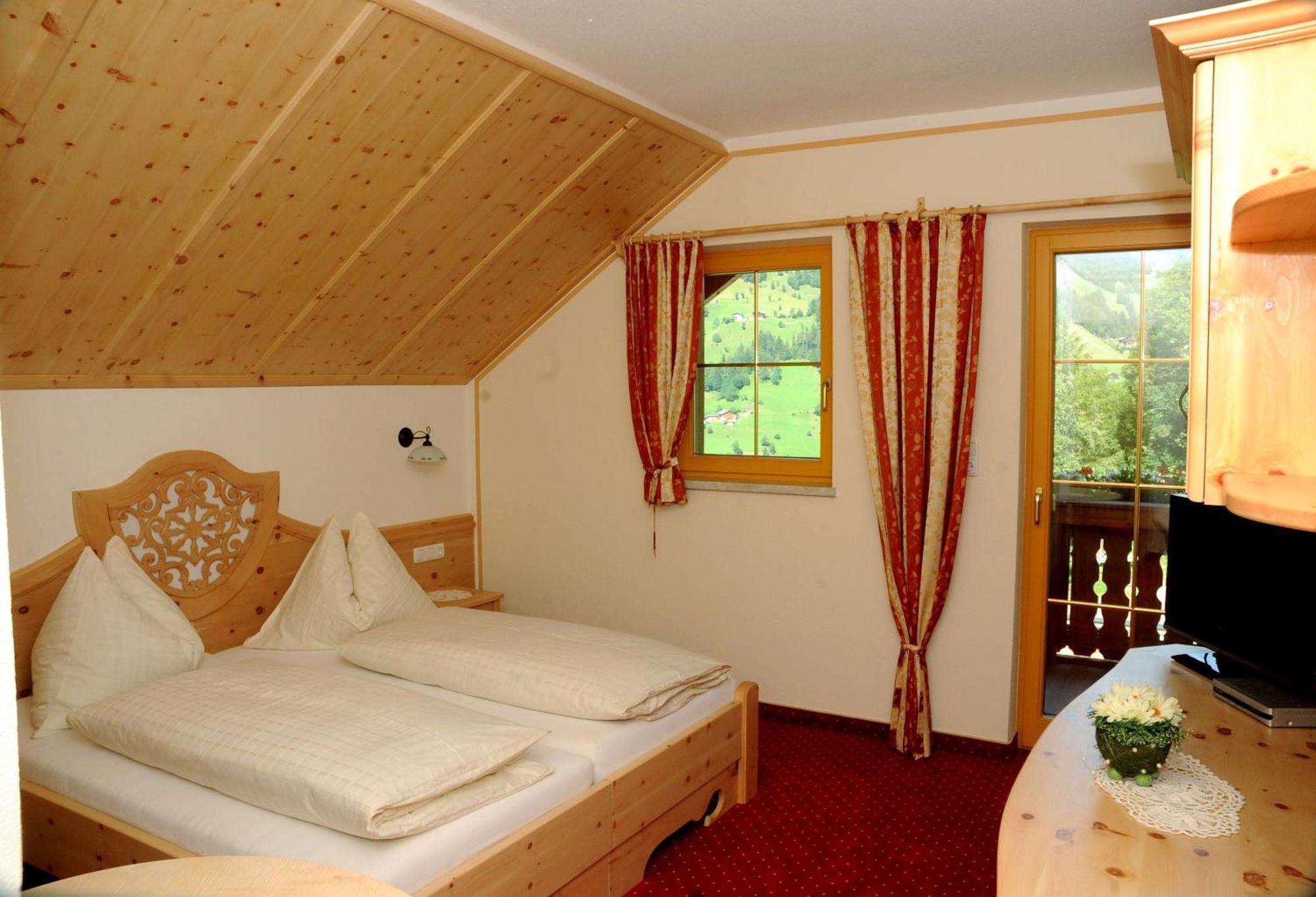 Sagritzerwirt Hotel Großkirchheim Eksteriør billede
